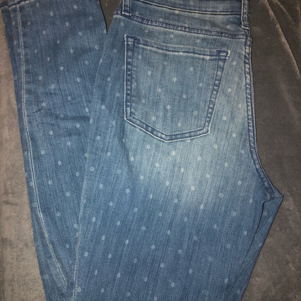 Gap skinny jeans. NWT. SIZE 4. Cute light pattern